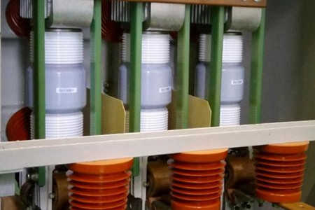 真空滅弧室什么時(shí)候更換合適？